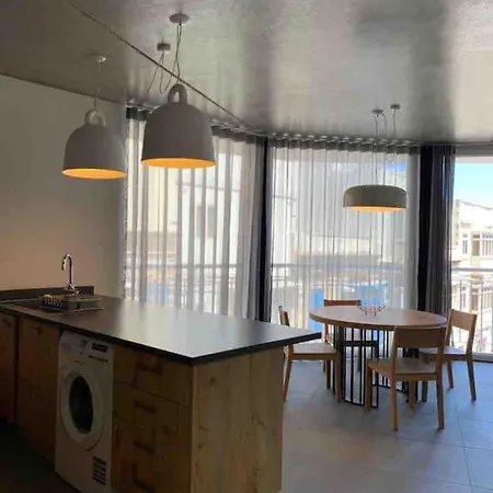 Daire Village Point 2 Bedroom Sliema
